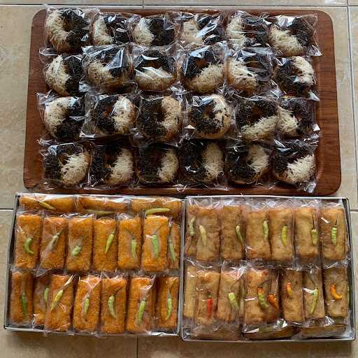 Kartinie Kue Basah 5