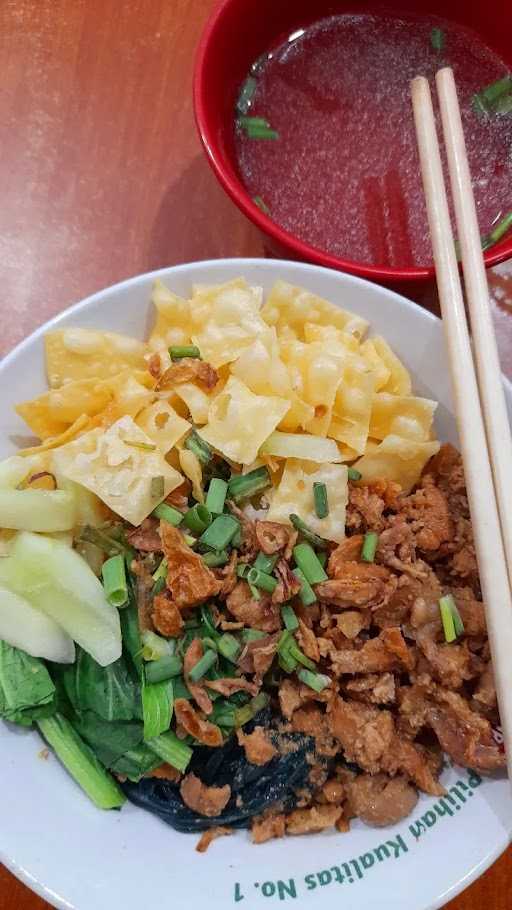 Bakso & Mie Ayam Putra Pertama 3