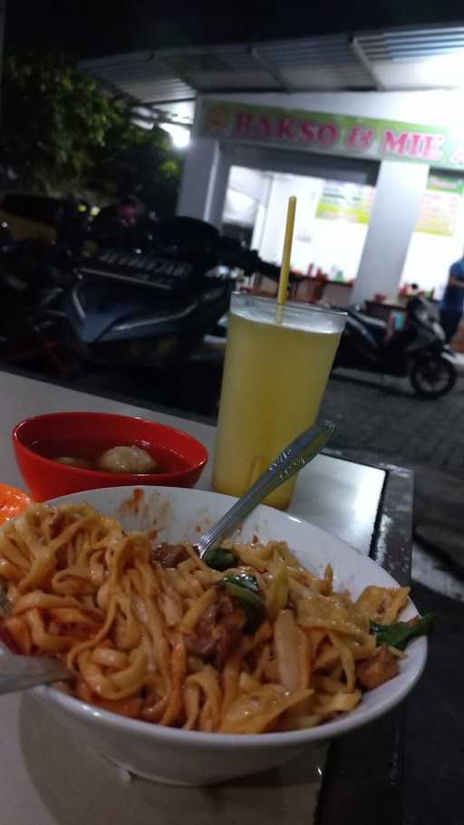 Bakso & Mie Ayam Putra Pertama 7