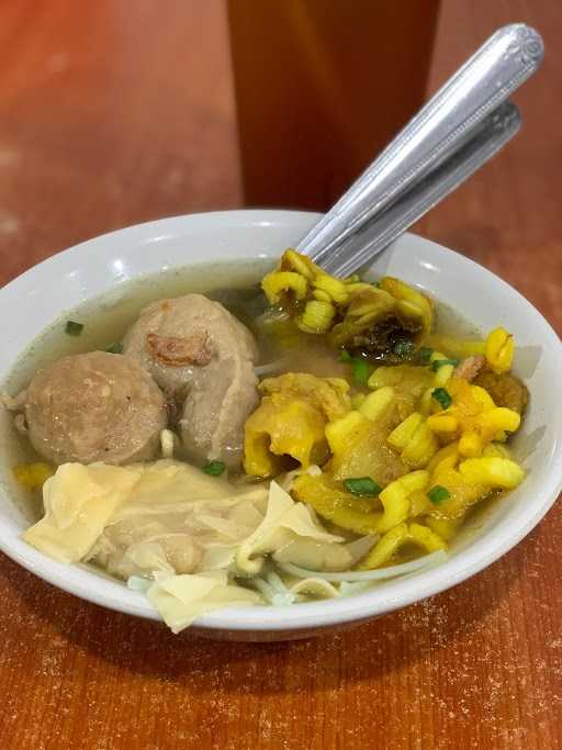 Bakso & Mie Ayam Putra Pertama 1