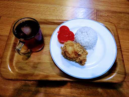 Rumah Usaha Fried Chicken Bu Yati 2