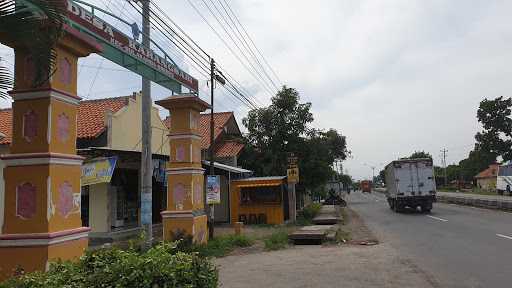 Uri Cake And Bakery 7