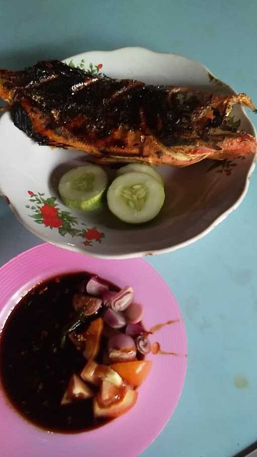 Ikan Bakar Paijah 1