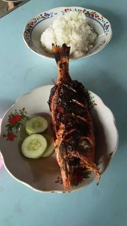 Ikan Bakar Paijah 3