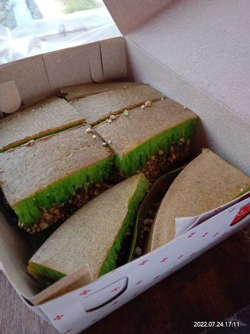 Martabak Manis Habin 4