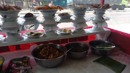 Rumah Makan Ajo 4