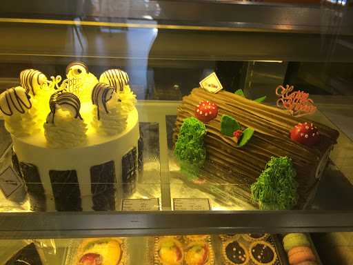 Yan Yan Cake House Botania 1