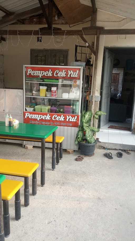 Pempek Cek Yul 1