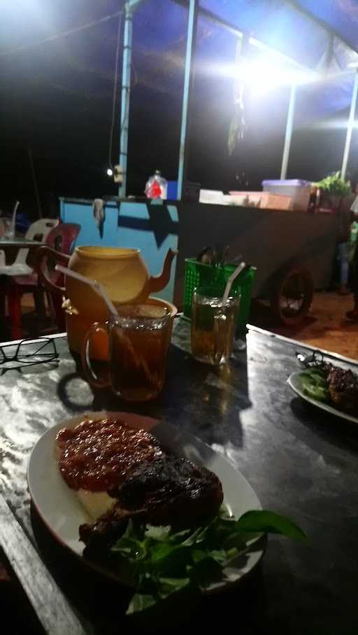 Anugrah Seafood Cak Suwono 2