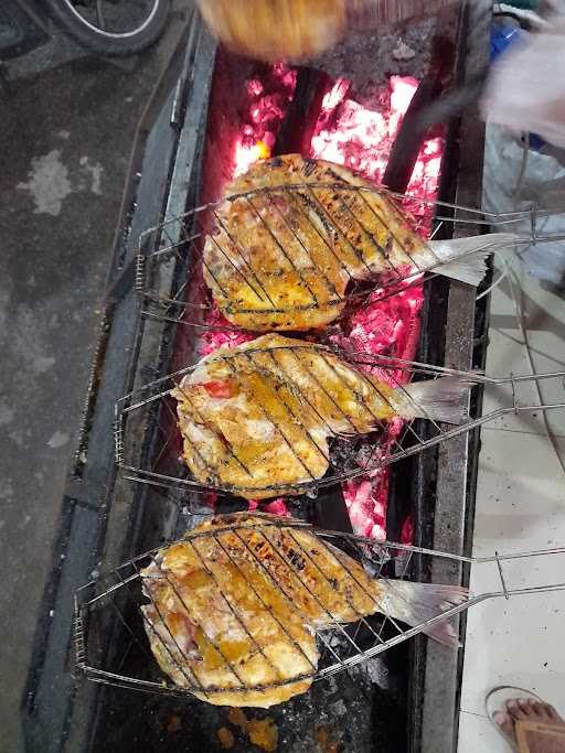 Ikan Bakar 73 7