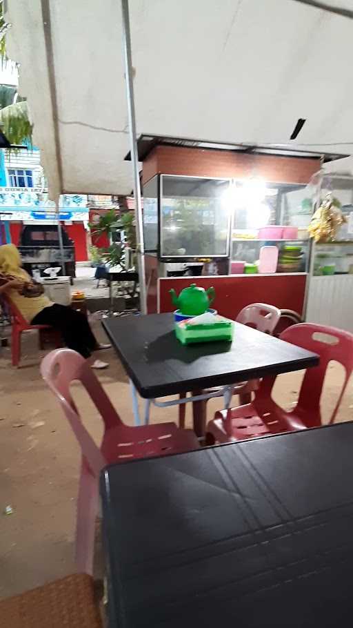 Rumah Makan Bunga Raya 8