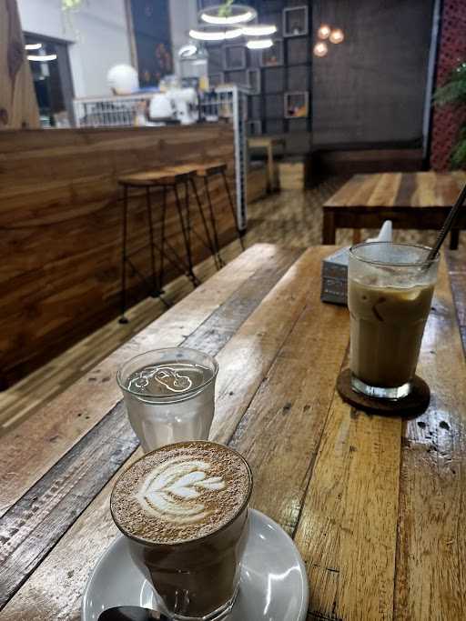 Warung Kopi Matrix 4