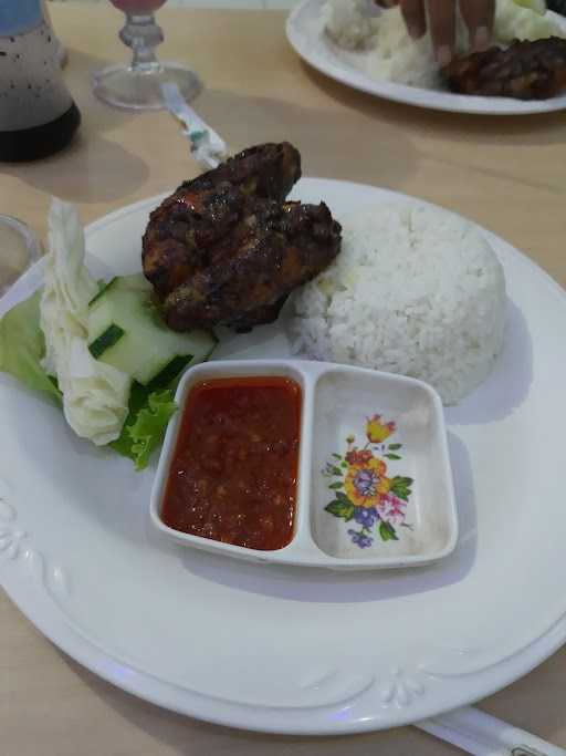 Ayam In Love 8