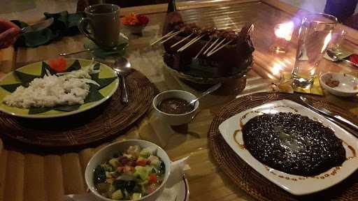 Warung Bambu Pemaron 7