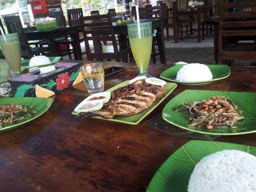 Warung Ikan Bakar Sindhu Segara 3