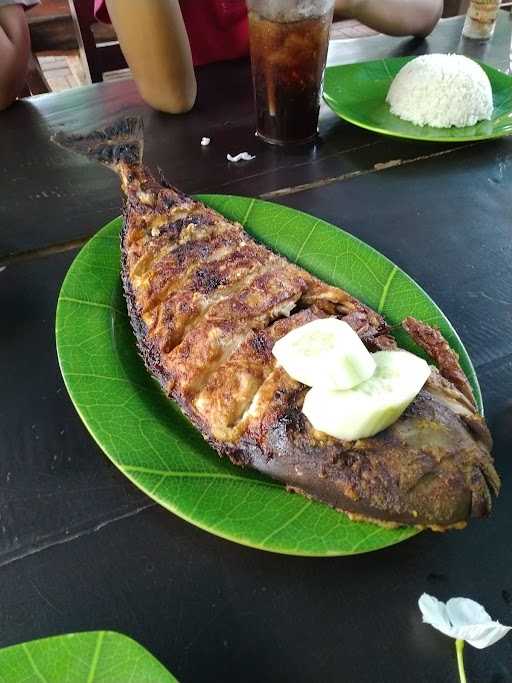 Warung Ikan Bakar Sindhu Segara 7