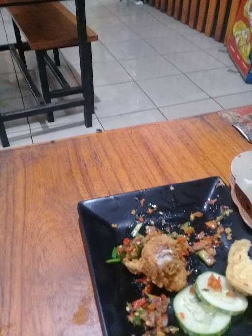 Ayam Goreng Nelongso 5