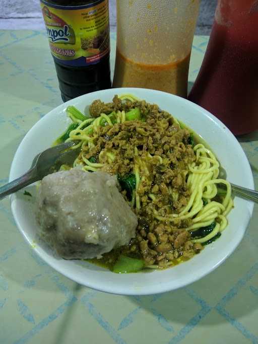 Bakso Ilham 8