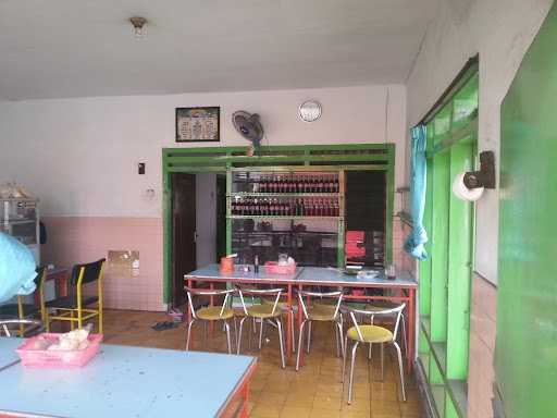 Warung Nasi Sederhana 4