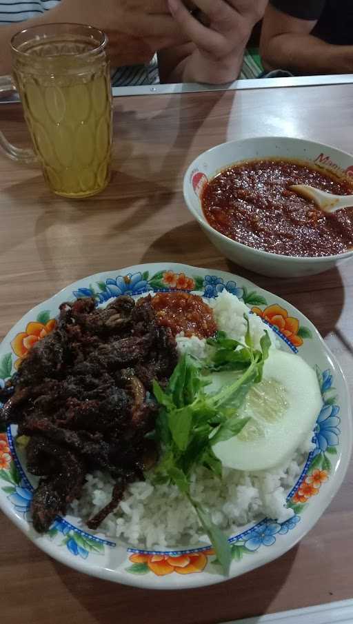 Warung Pak Dhe Kus 9