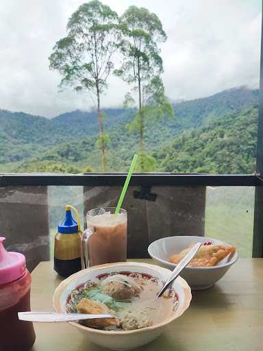 Warung Kopi & Bakso Ganyong 4