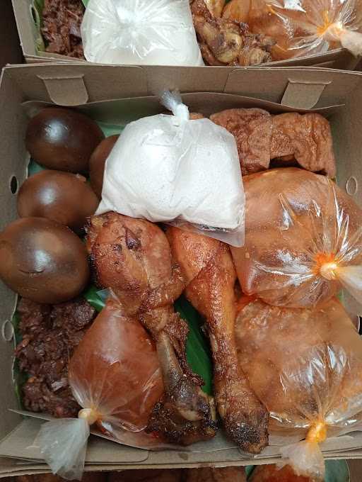 Gudeg Bu Fitri 1