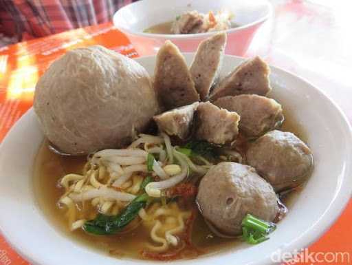 Pondok Bakso & Mie Ayam Aroma 4