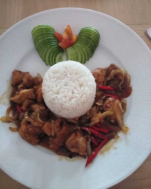 Rumah Makan Joglo Resto 6