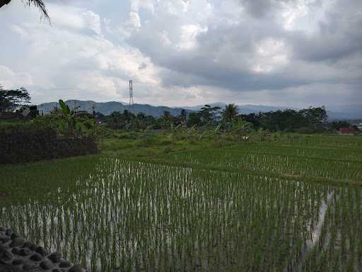 Warung Bu Gem 10