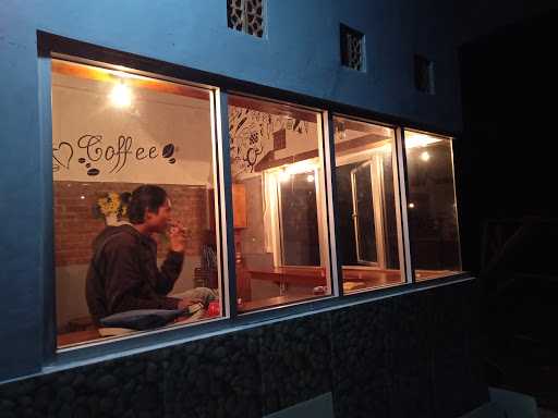 Villa Coffee Ciburial 7