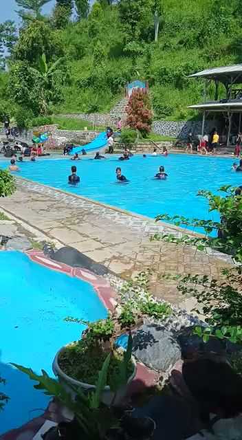 Wisata Alam, Resto & Kolam Renang 9