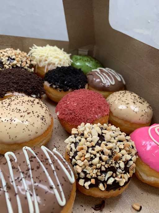 Manis Donuts 10