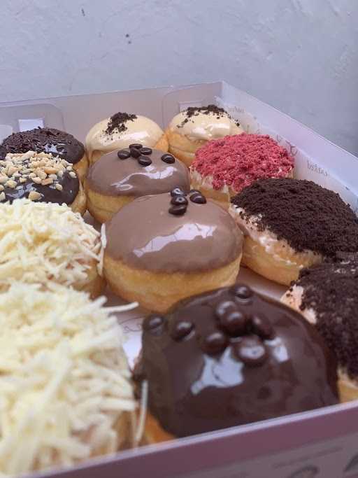 Manis Donuts 3