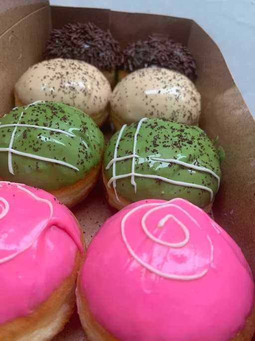 Manis Donuts 9