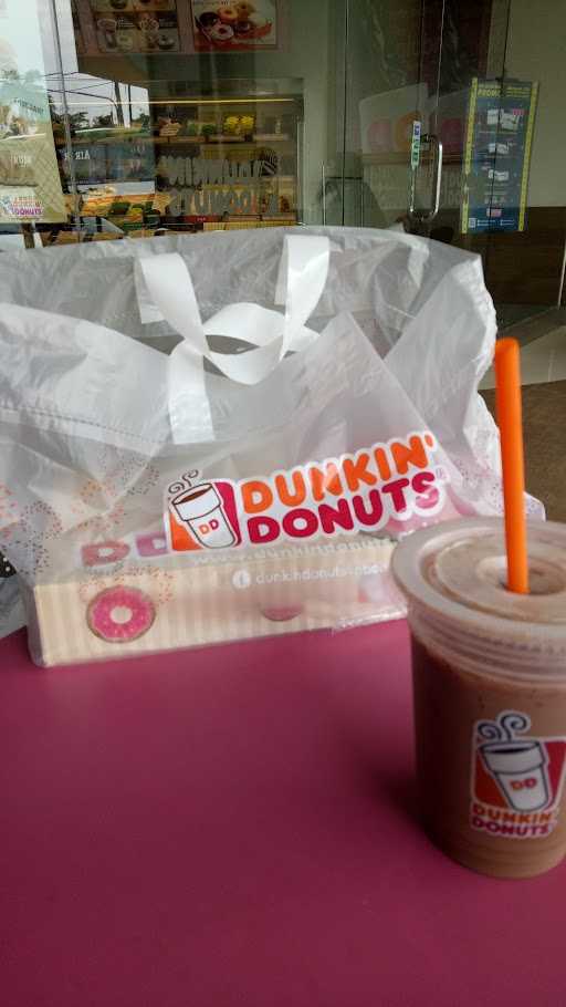 Dunkin' Donut Cikopo 7