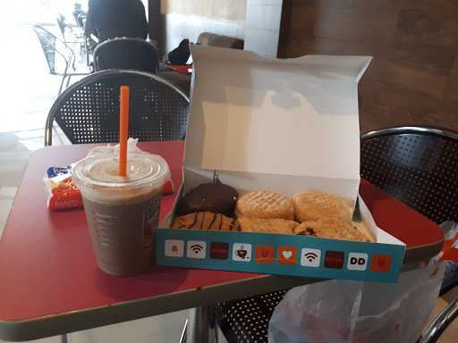 Dunkin' Donut Cikopo 6