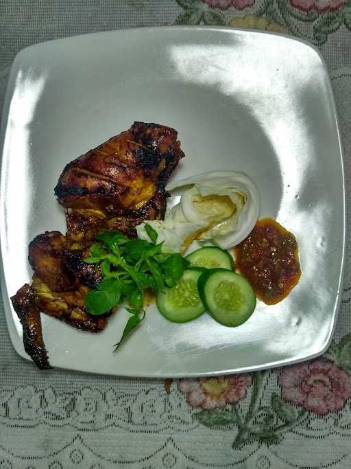 Ayam Penyet Galur 3