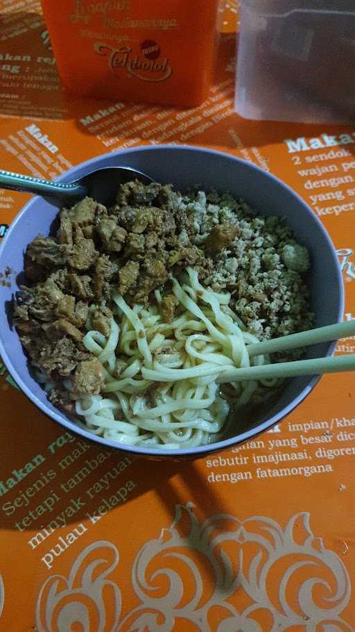 Mie Ayam & Baso Hijau Daun 2