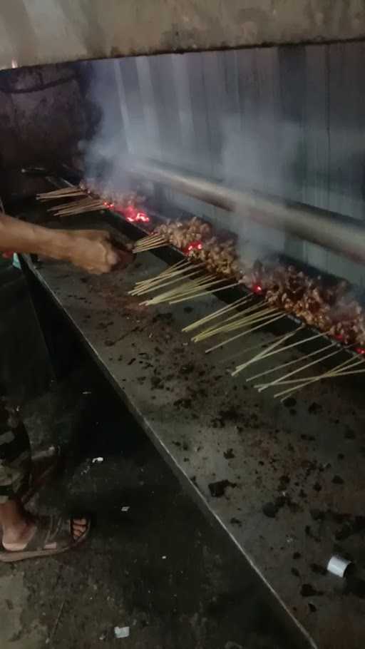 Warung Sate Madura H. Syukron 2