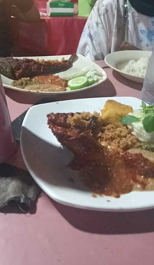 Warung Lamongan Sambal 3 Rasa 7