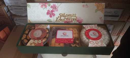 Hampers Lebaran Ina Cookies Jakarta 5