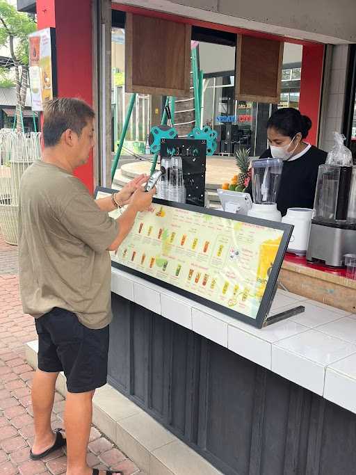 Fruity Healthy Juice - Gading Festival 1