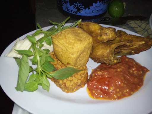 Ayam Bakar Comal 9