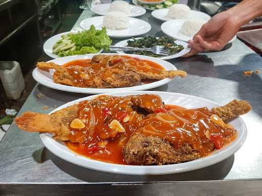 Ayam Penyet Mbah Ji Cakung 9