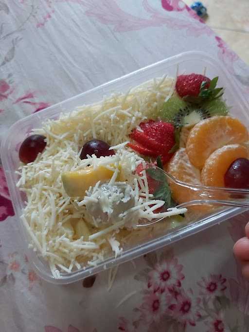 Salad Buah Bunda Luthfan 1