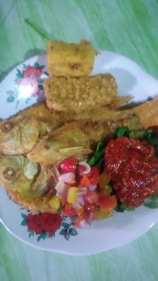 Warung Plecing Mba' Yani 2