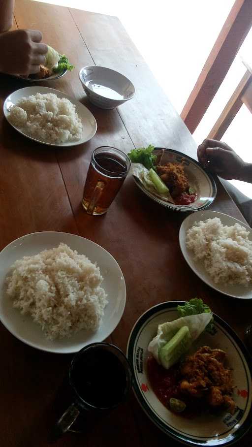 Bakso Dan Mie Ayam Pak Kumis 9