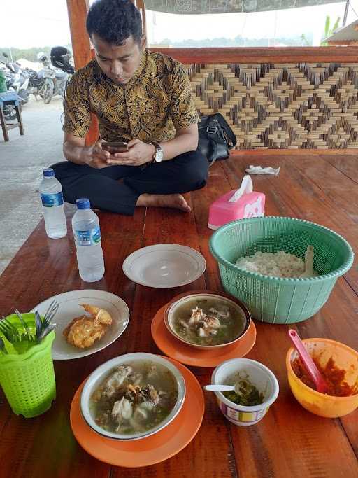 Rumah Makan Apuy + Pemancingan 5