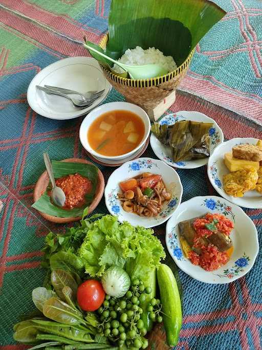 Sayur Asem Madasih Campaka 7