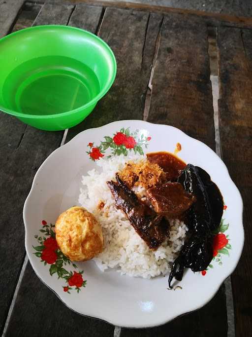 Warung Nasi Kobel Bu Amina Camplong 8